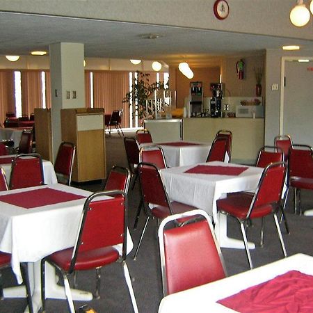 Americas Best Value Inn マンハッタン レストラン 写真